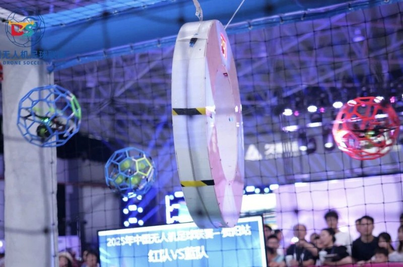 中國無人機足球聯賽貴陽精彩瞬間 中國無人機足球聯賽貴陽精彩瞬間